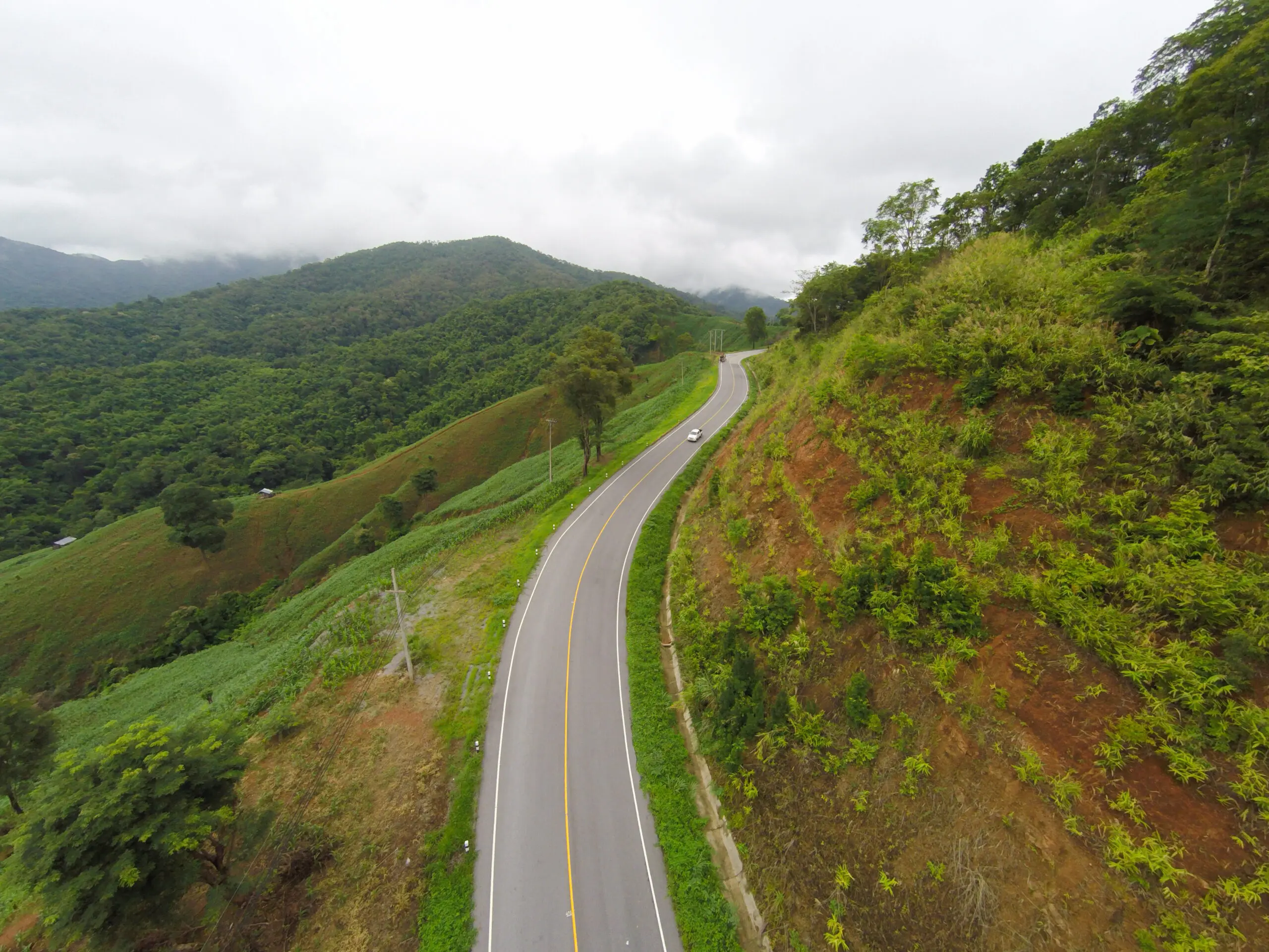 Mejores Rutas Panorámicas de Antioquia: Carreteras con Vistas Increíbles - Alquiler de Autos Medellín