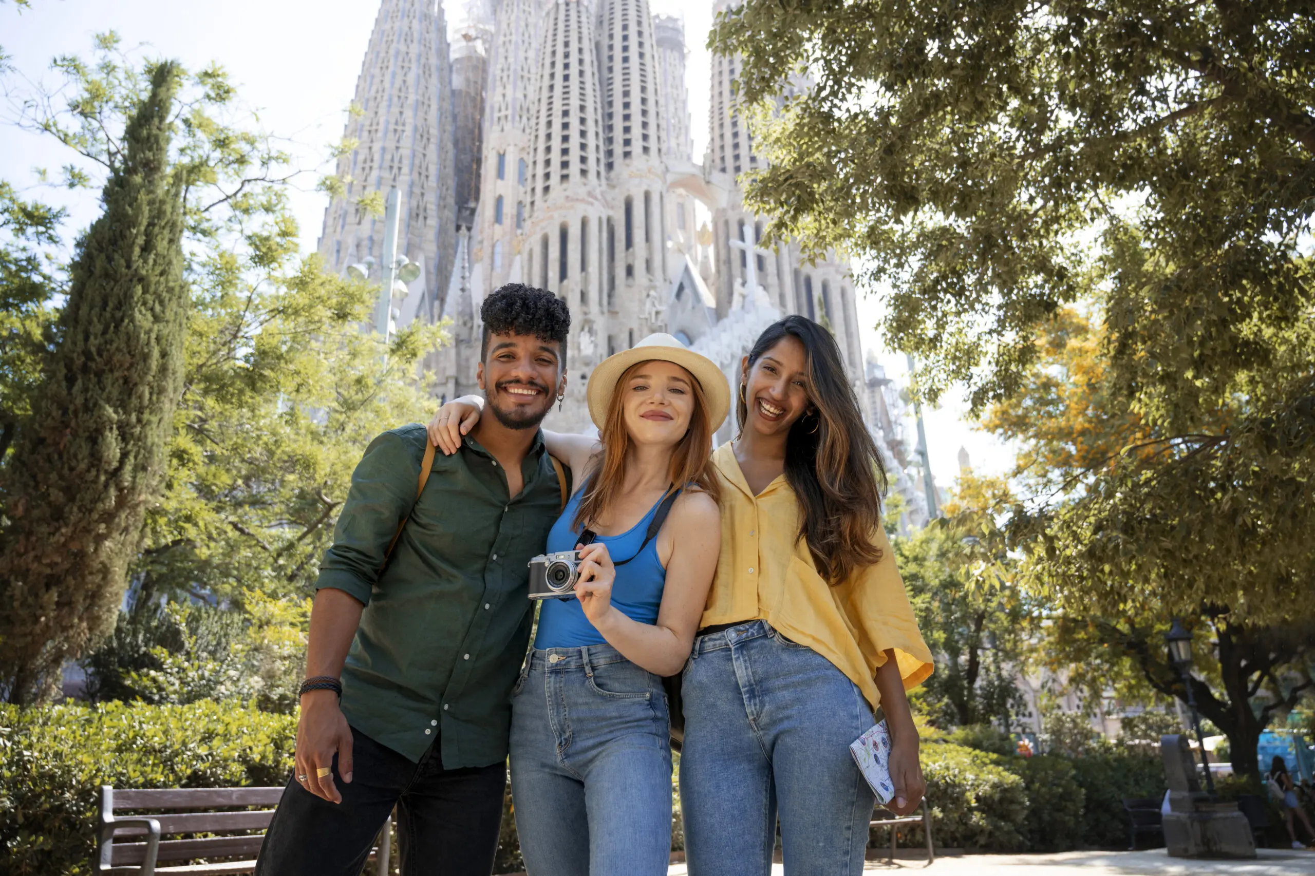 Turismo en Medellín: Guía Completa para Extranjeros 2026 - Alquiler de Autos Medellín