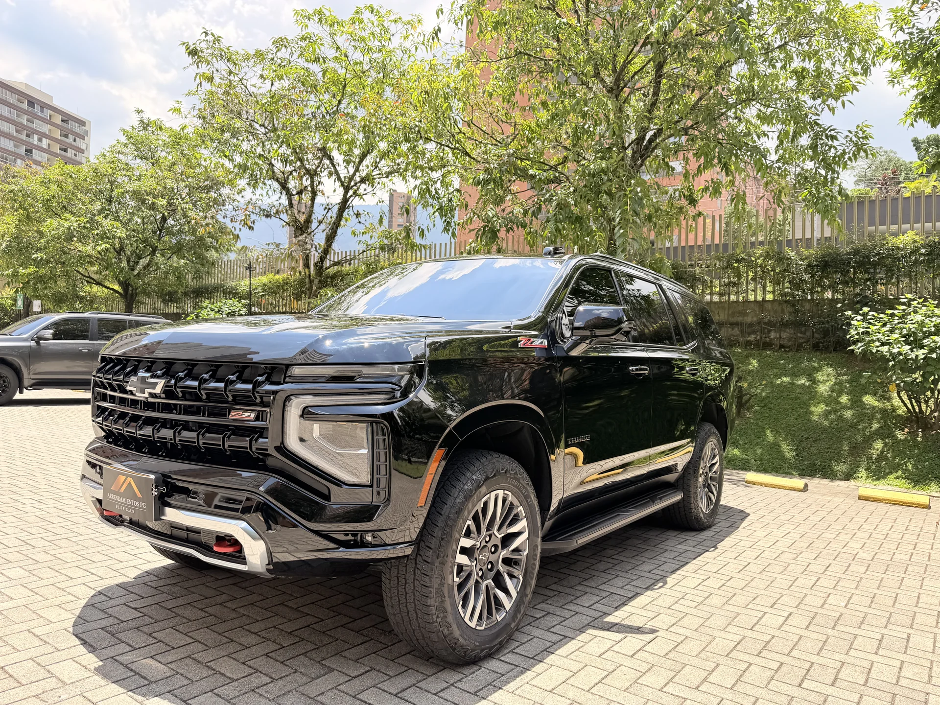 Alquiler Chevrolet Tahoe Blindada en Medellín