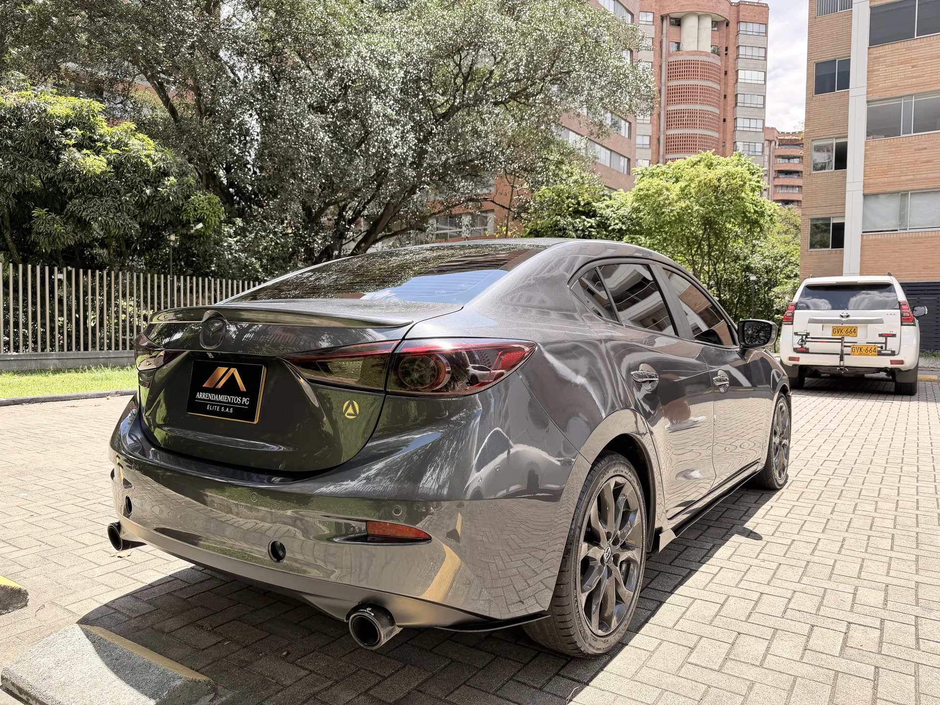 Mazda 3 Grand Touring foto 3