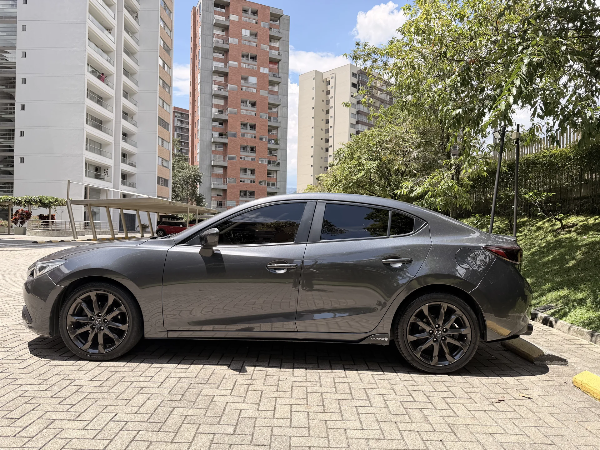 Mazda 3 Grand Touring foto 4