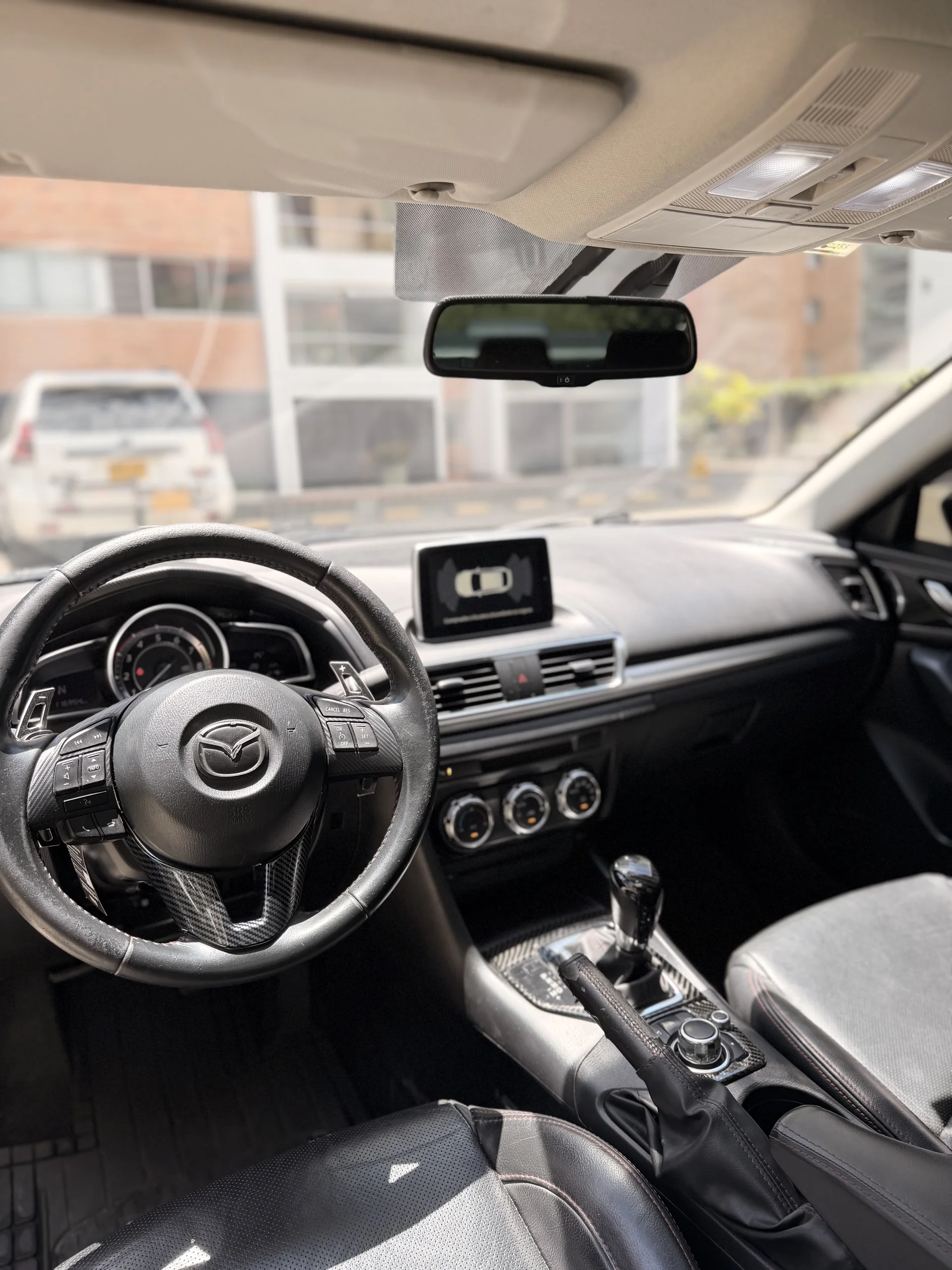 Mazda 3 Grand Touring foto 11