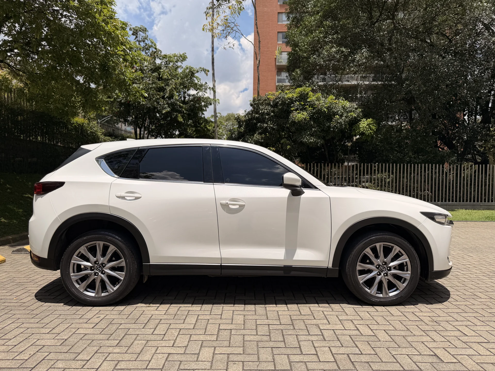 Mazda CX 5 Grand Touring foto 3