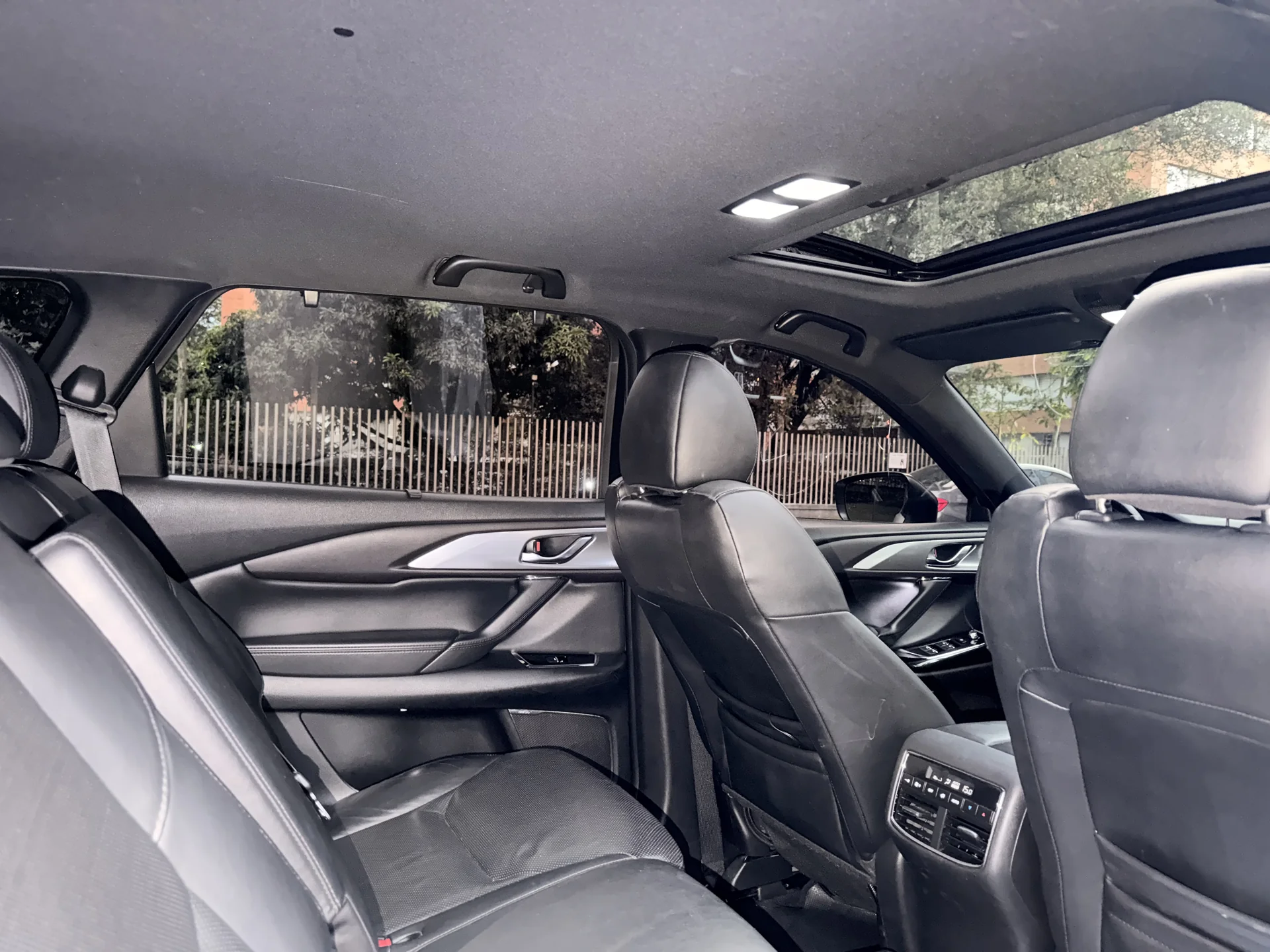 Alquiler Mazda CX-9 en Medellín - Foto 7