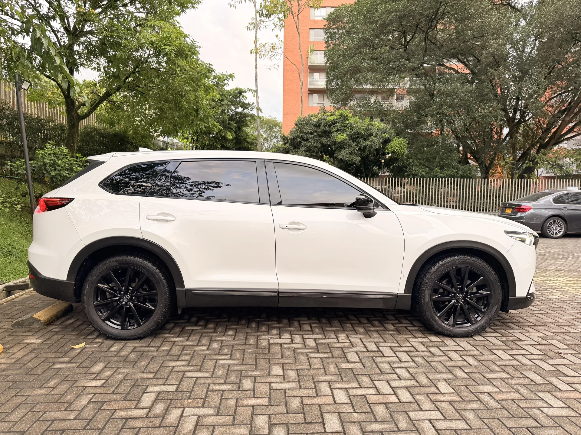 Alquiler Mazda CX-9 en Medellín - Foto 9