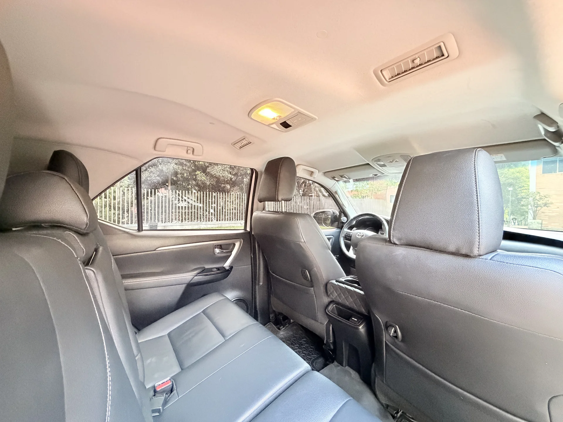 Toyota Fortuner Diesel foto 6