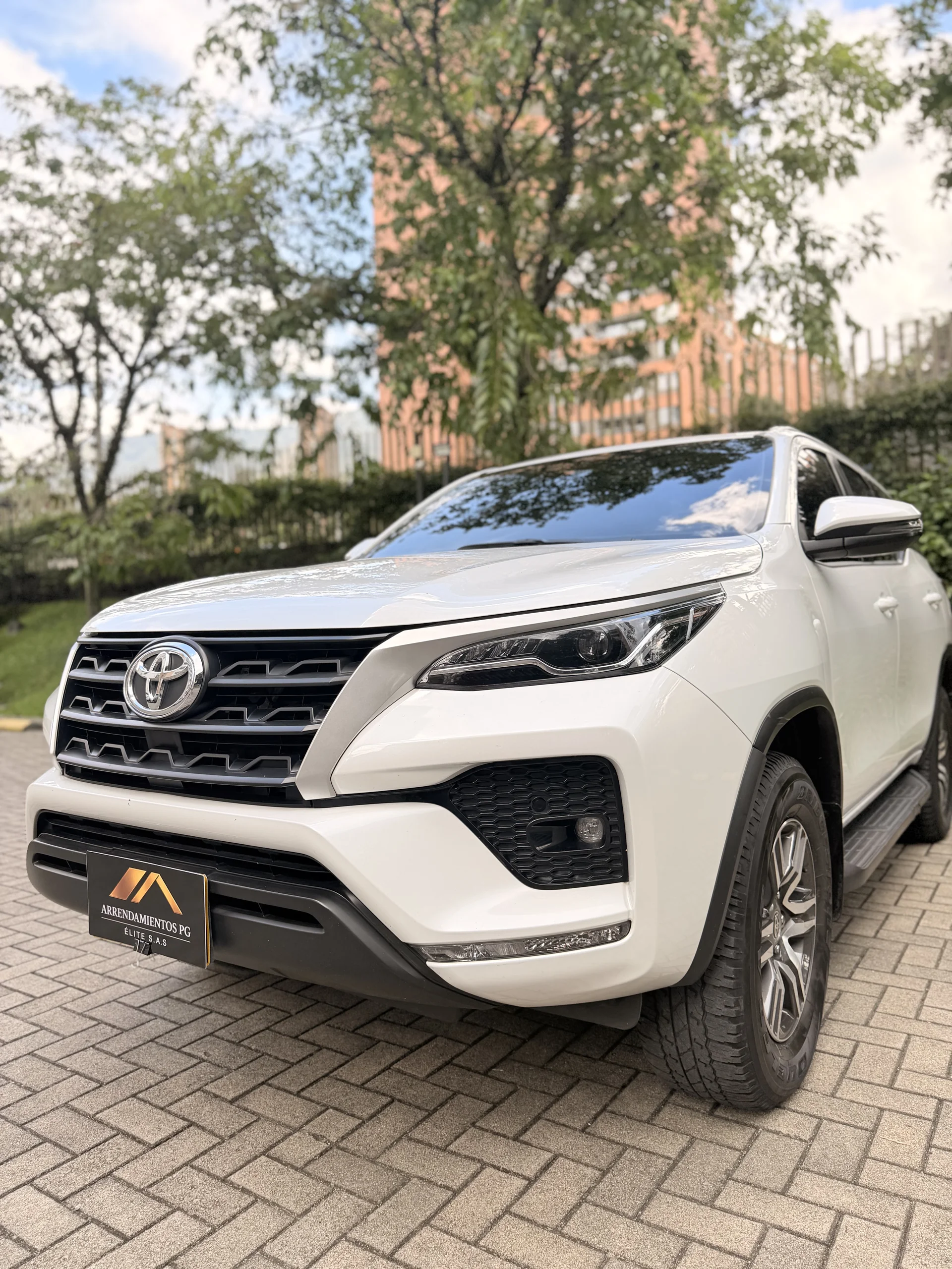 Toyota Fortuner Diesel foto 12