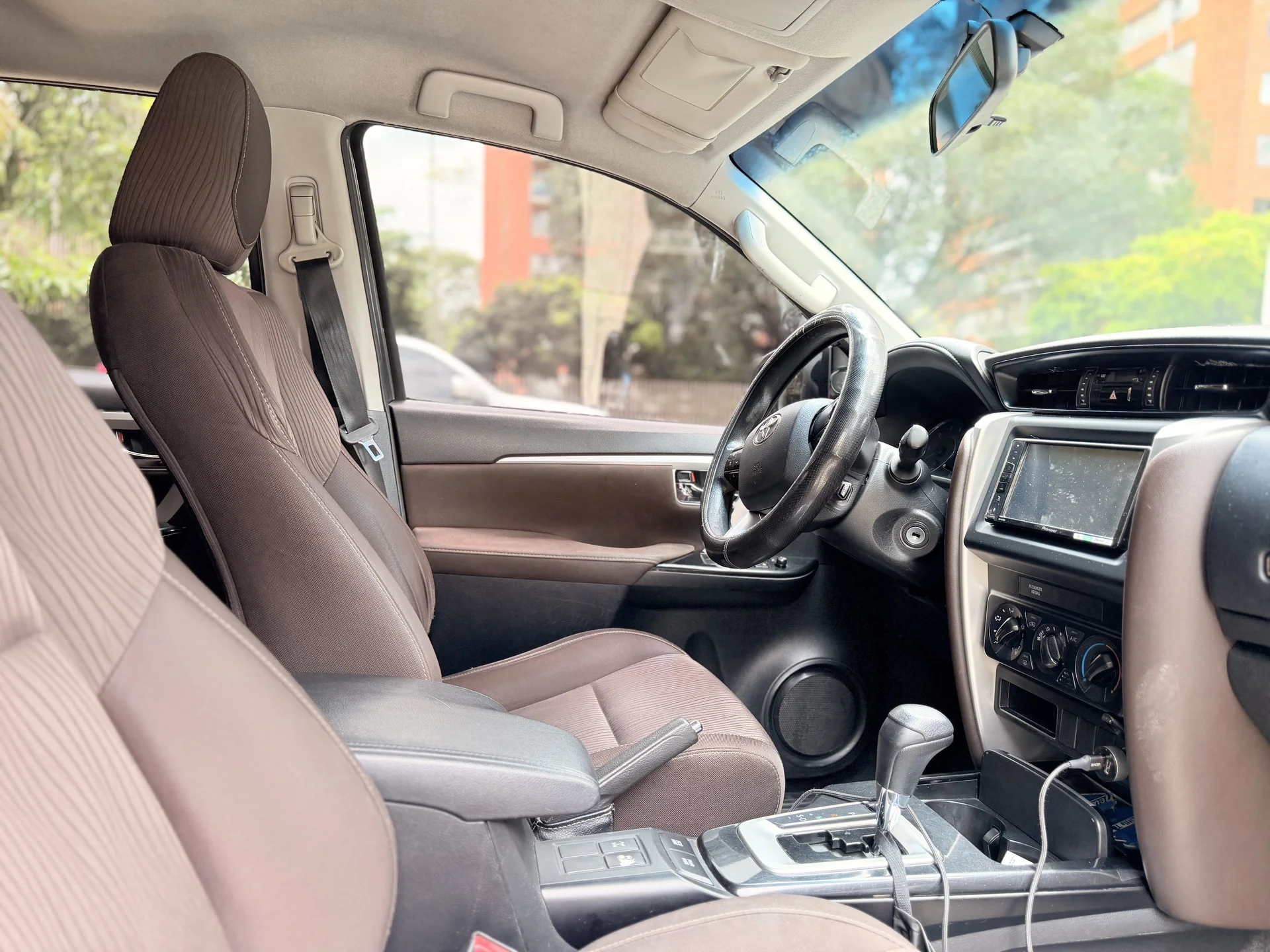 Toyota Fortuner Diesel foto 9