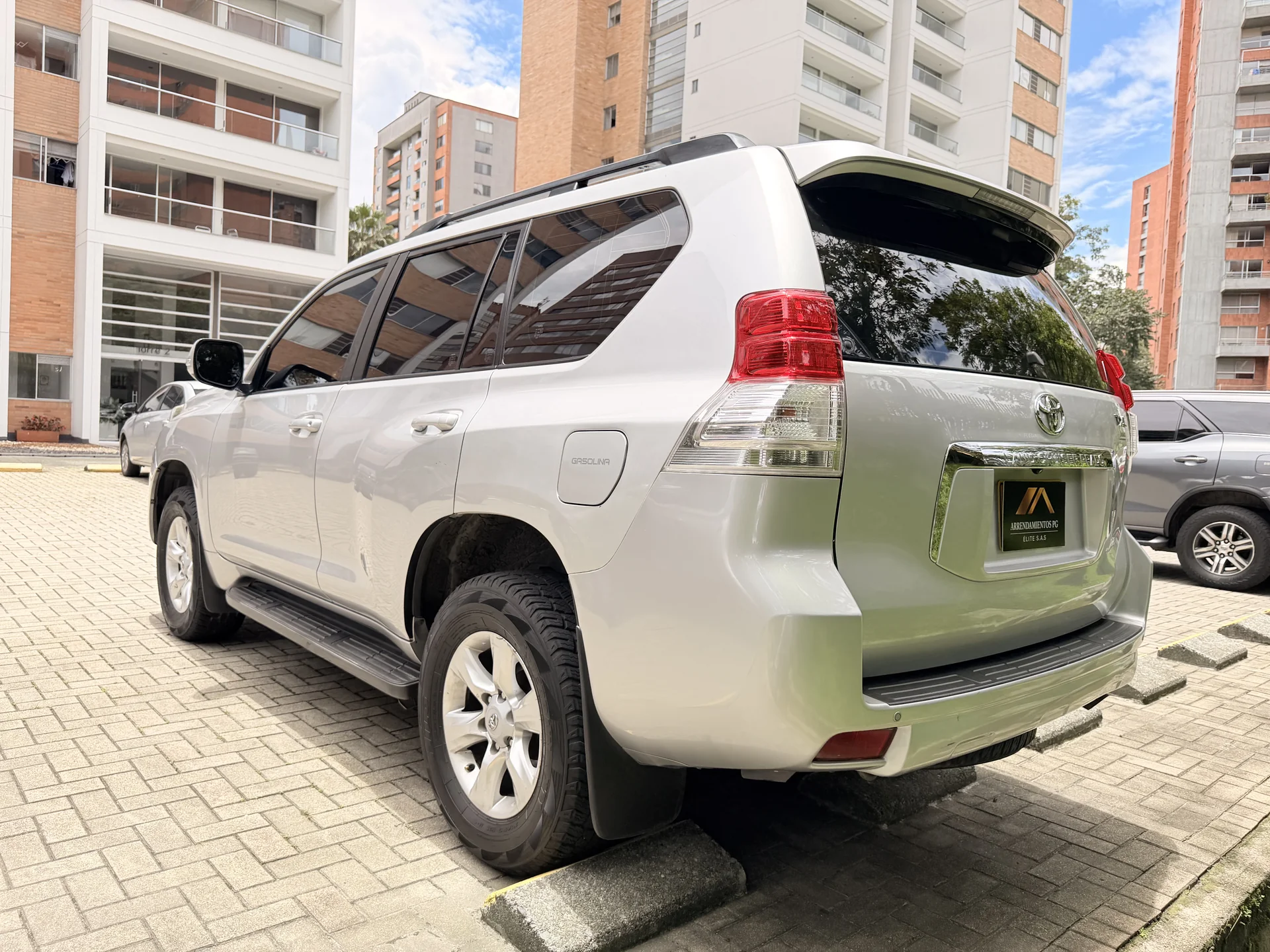 Toyota Land Cruiser Prado TXL foto 5